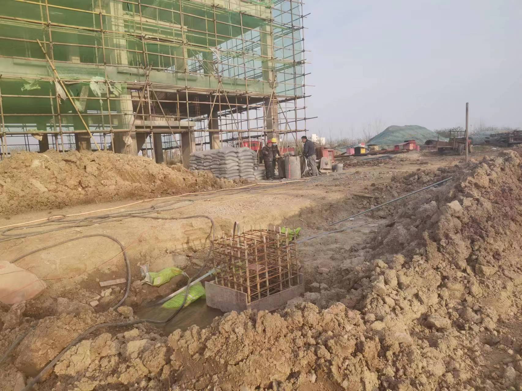 蕲春当桥梁出现裂缝的时候应该及时加固修补